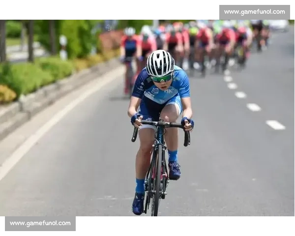 围绕比赛自行车的速度策略与耐力训练全方位提升指南实战技巧解析